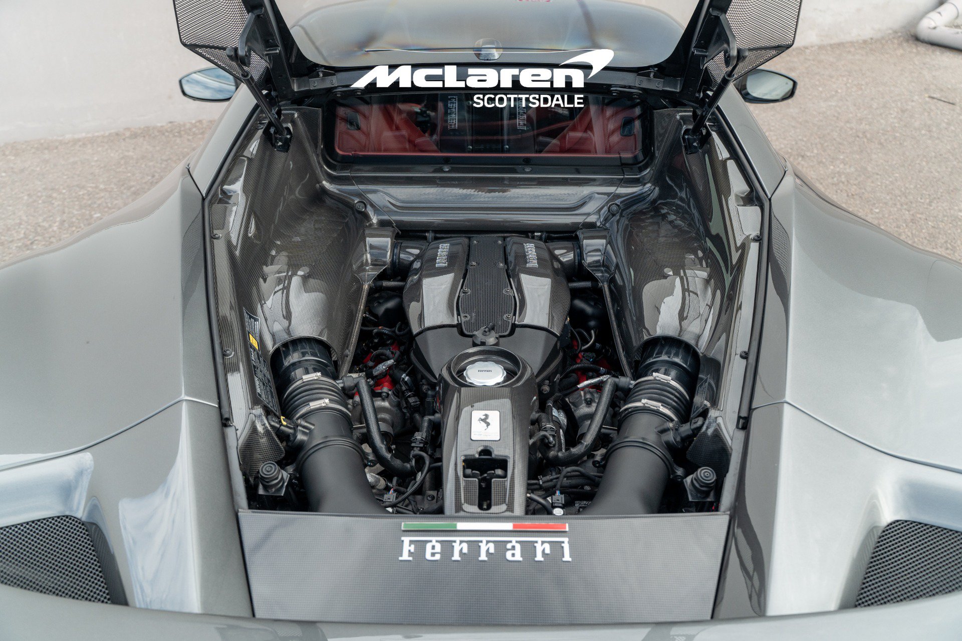 Used 2020 Ferrari F8 Tributo RWD image 11