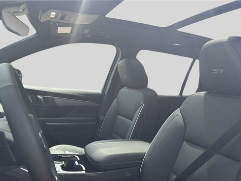 New 2026 Buick Enclave Sport Touring w/ Power Package AWD/4WD image 19