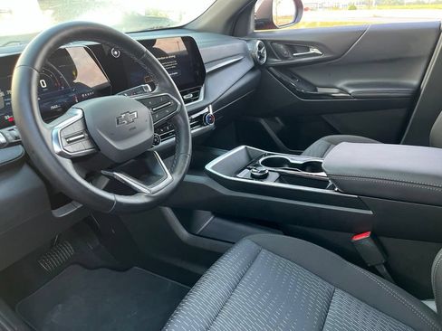 Used 2026 Chevrolet Equinox LT w/ Midnight Edition FWD image 18