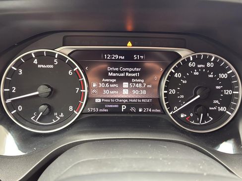Used 2025 Nissan Rogue S FWD image 9