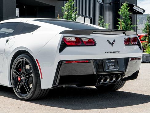 Used 2016 Chevrolet Corvette Stingray Coupe w/ 2LT Preferred Equipment Group RWD image 13