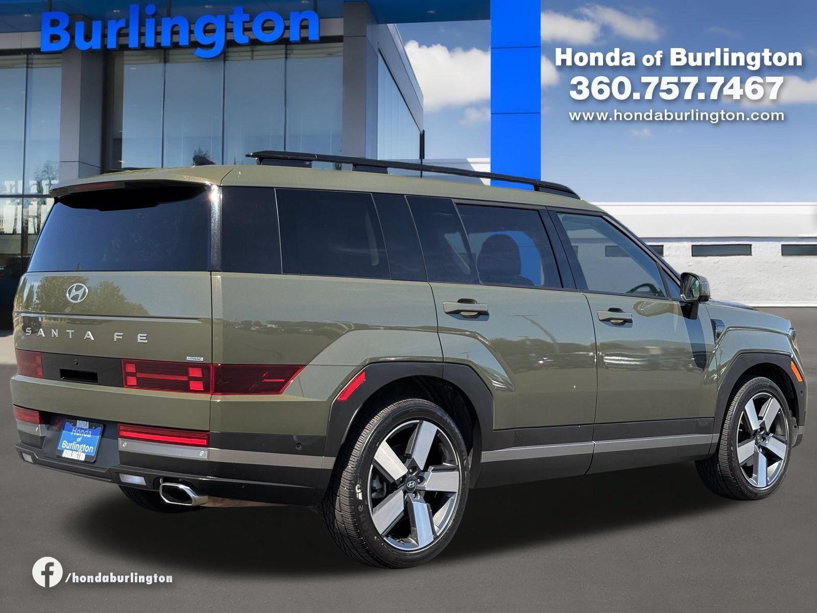 Used 2024 Hyundai Santa Fe Limited AWD/4WD image 6