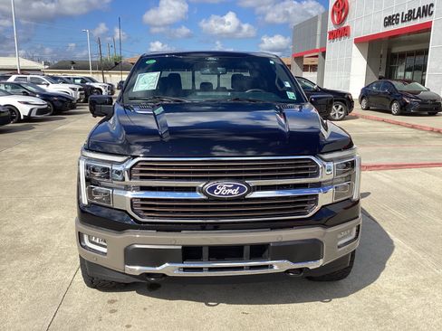 Used 2025 Ford F150 King Ranch w/ FX4 Off-Road Package AWD/4WD image 2
