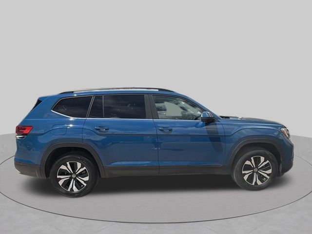Used 2026 Volkswagen Atlas SE AWD/4WD image 2