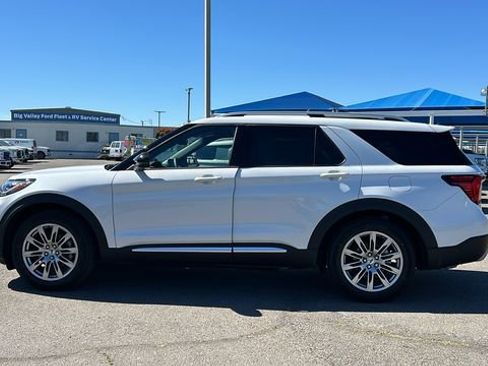 New 2026 Ford Explorer Platinum image 6