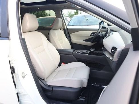 Certified 2023 Nissan Rogue SV w/ SV Premium B Package AWD/4WD image 27