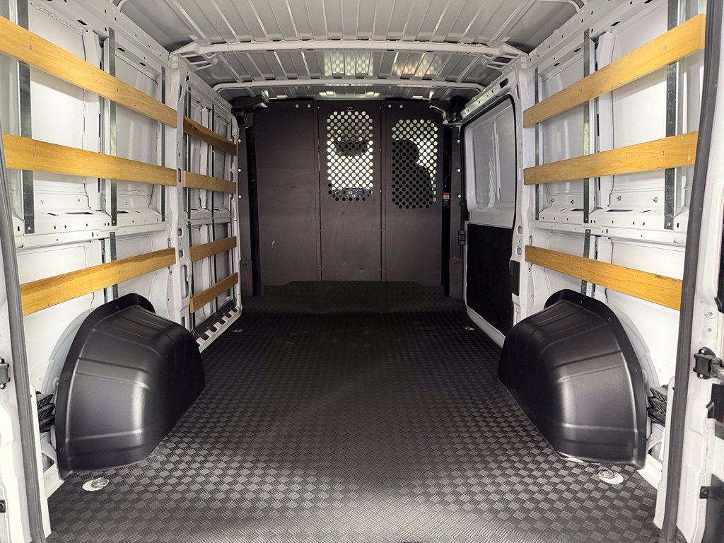 Used 2025 RAM ProMaster 2500 w/ U-Haul Equipment Group FWD image 19