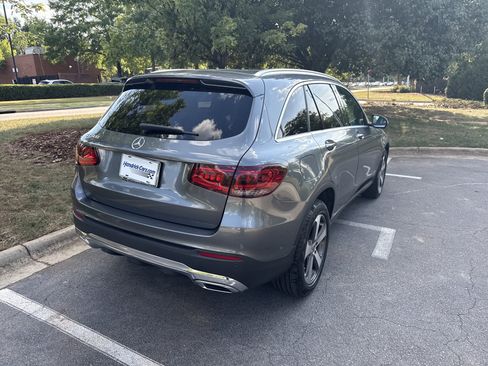 Used 2022 Mercedes-Benz GLC 300 image 10