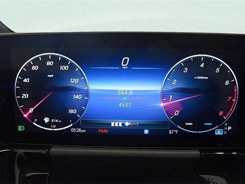 New 2025 Mercedes-Benz GLA 250 4MATIC image 19