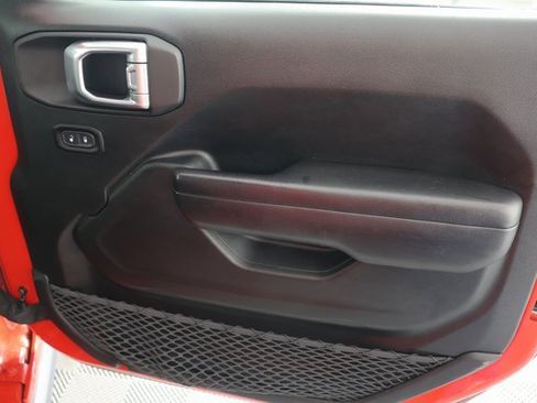 Used 2021 Jeep Wrangler Unlimited Sport image 29