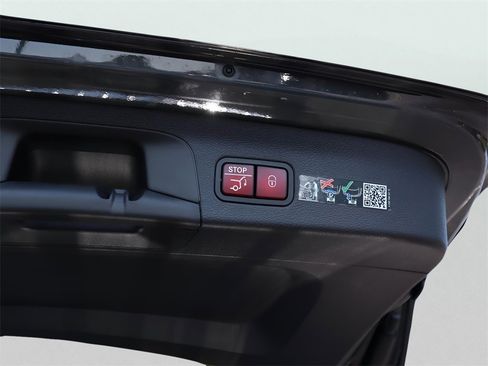 New 2025 Mercedes-Benz GLS 63 AMG 4MATIC image 23