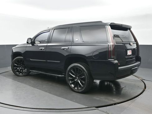 Used 2020 Cadillac Escalade Luxury w/ Escalade Sport Edition image 5
