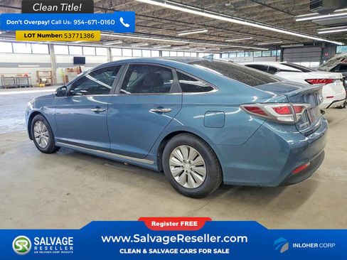 Used 2016 Hyundai Sonata SE FWD image 3
