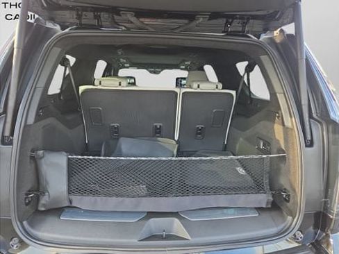 Used 2026 Cadillac Escalade ESV Platinum Sport w/ LPO, Floor Liner Package AWD/4WD image 32
