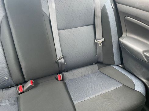 Used 2025 Nissan Versa SV image 36