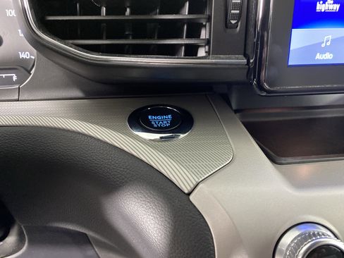 Used 2023 Ford Explorer XLT w/ Equipment Group 202A image 25