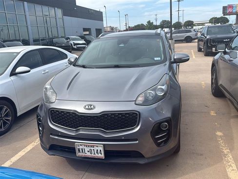 Used 2017 Kia Sportage EX w/ EX Technology Package FWD image 7