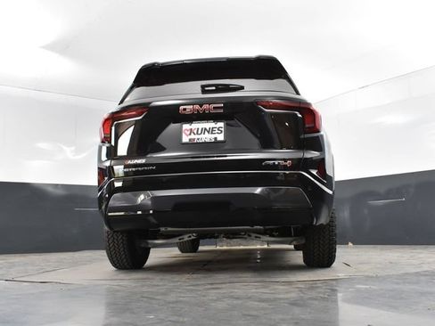 Used 2026 GMC Terrain AT4 w/ LPO, Floor Liner Package AWD/4WD image 43