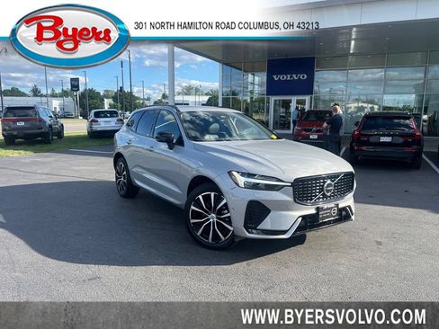 Used 2025 Volvo XC60 B5 Plus AWD/4WD image 1