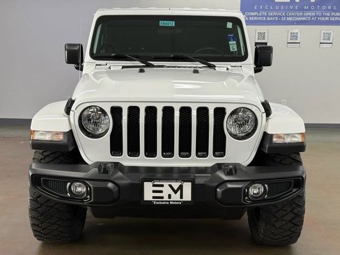 Used 2021 Jeep Wrangler Unlimited Sahara image 3