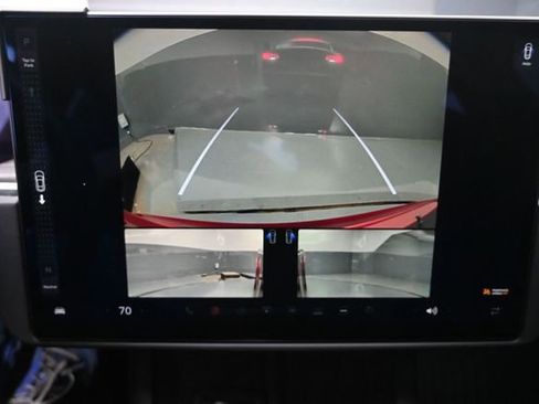 Used 2024 Tesla Model S AWD/4WD image 12