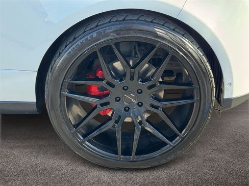 Used 2018 Land Rover Range Rover HSE image 7