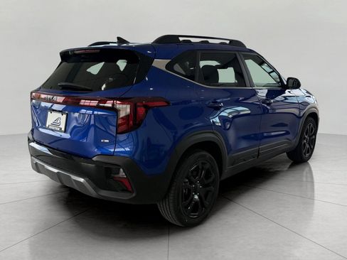 Used 2025 Kia Seltos X-Line AWD/4WD image 11