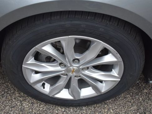 Certified 2023 Chevrolet Malibu LT FWD image 15