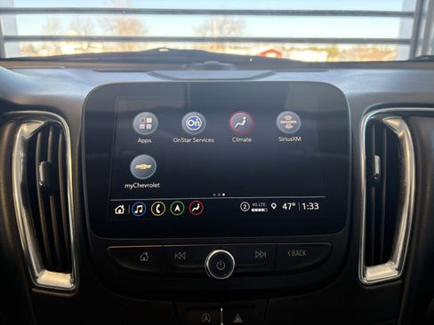 Used 2024 Chevrolet Malibu LT image 14