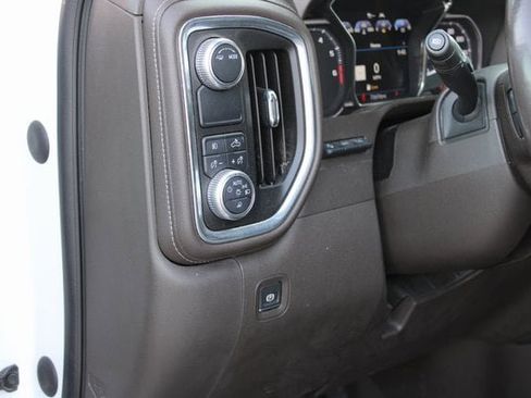 Used 2021 GMC Sierra 1500 SLT image 24