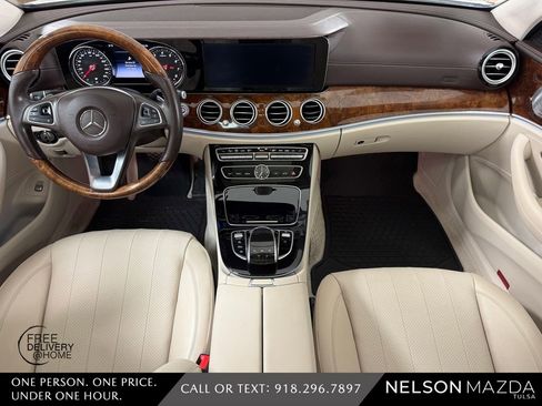 Used 2017 Mercedes-Benz E 300 4MATIC image 39