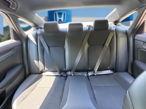 Used 2023 Honda Civic Sport image 26