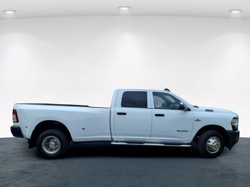 Used 2022 RAM 3500 Tradesman RWD image 6