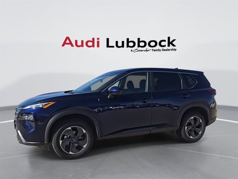 Used 2024 Nissan Rogue SV image 5