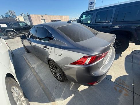 Used 2014 Lexus IS 250 image 4