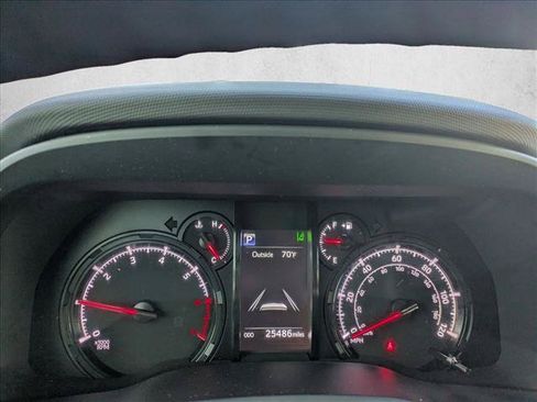 Used 2023 Toyota 4Runner SR5 Premium w/ Moonroof Package AWD/4WD image 10