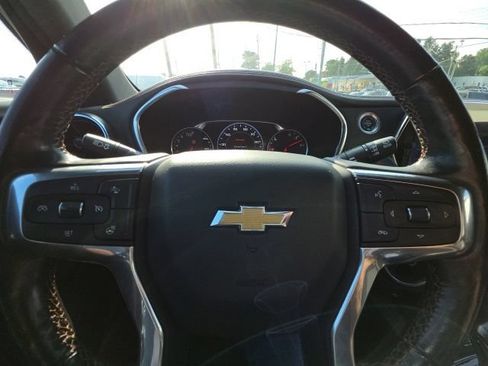 Used 2019 Chevrolet Blazer Premier w/ Sun and Wheels Package AWD/4WD image 4