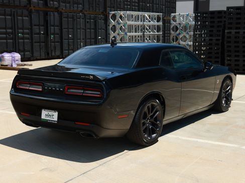 Used 2020 Dodge Challenger R/T Scat Pack w/ Plus Package RWD image 15
