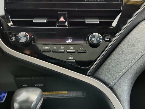 Used 2021 Toyota Camry XSE w/ Carpet Mat Package (TMS) AWD/4WD image 31