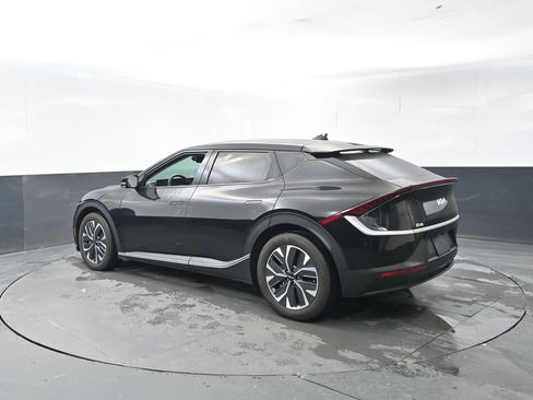 Used 2024 Kia EV6 Light image 3