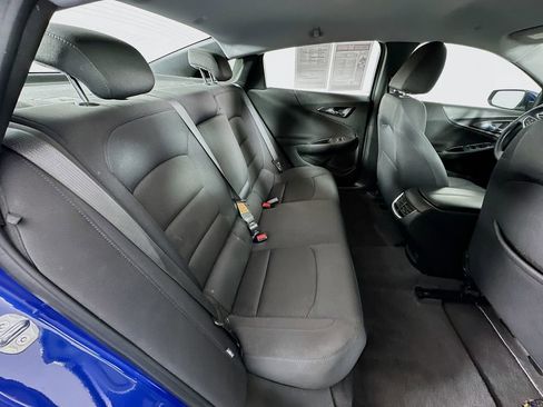 Used 2023 Chevrolet Malibu LT image 34