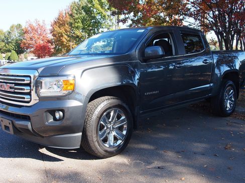 Used 2016 GMC Canyon SLE w/ SLE Convenience Package image 3