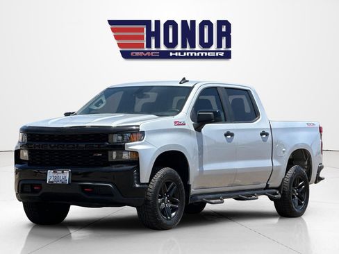 Used 2019 Chevrolet Silverado 1500 Custom Trail Boss w/ Custom Convenience Package AWD/4WD image 8