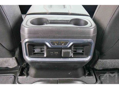 Used 2022 GMC Sierra 2500 AT4 w/ Snow Plow Prep/Camper Package image 18