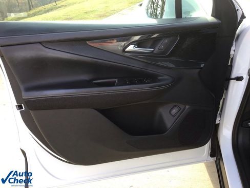 Used 2024 Chevrolet Blazer EV LT image 27