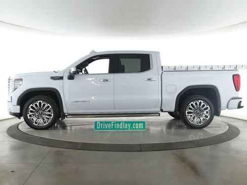 Used 2026 GMC Sierra 1500 Denali Ultimate AWD/4WD image 9
