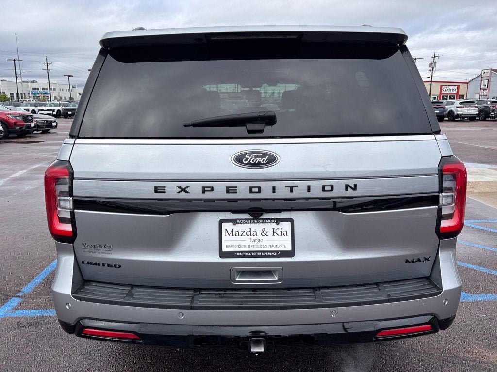 Used 2024 Ford Expedition Max Limited AWD/4WD image 6