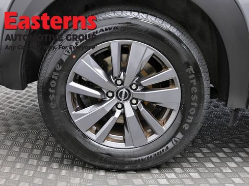 Used 2022 Nissan Pathfinder SV FWD image 31
