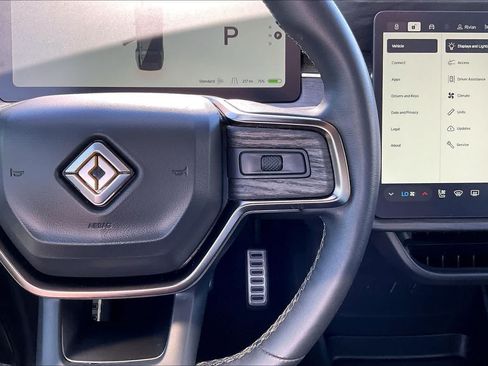 Used 2023 Rivian R1S Launch Edition AWD/4WD image 25
