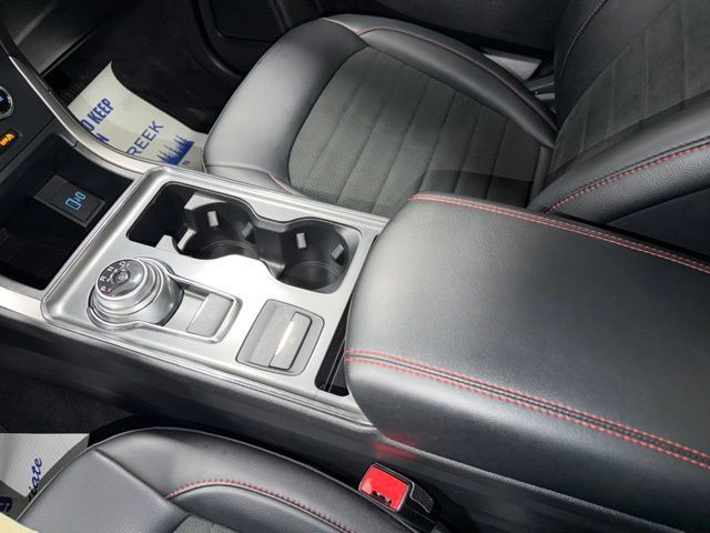 Used 2024 Ford Edge ST-Line AWD/4WD image 20